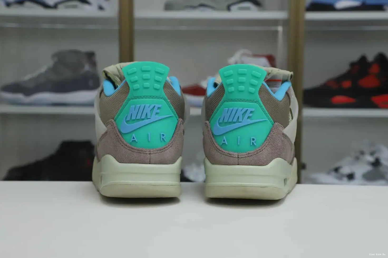 LA HAZE' Kimikick 4 X UNION 'TAUPE JORDAN RETRO AIR 0528